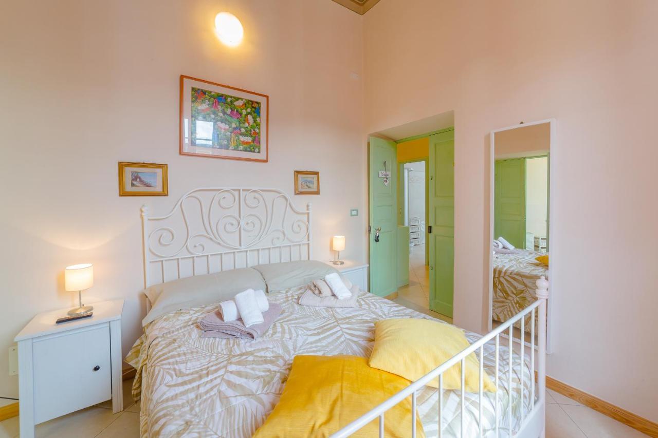 B&B Bernini Finale Ligure Buitenkant foto