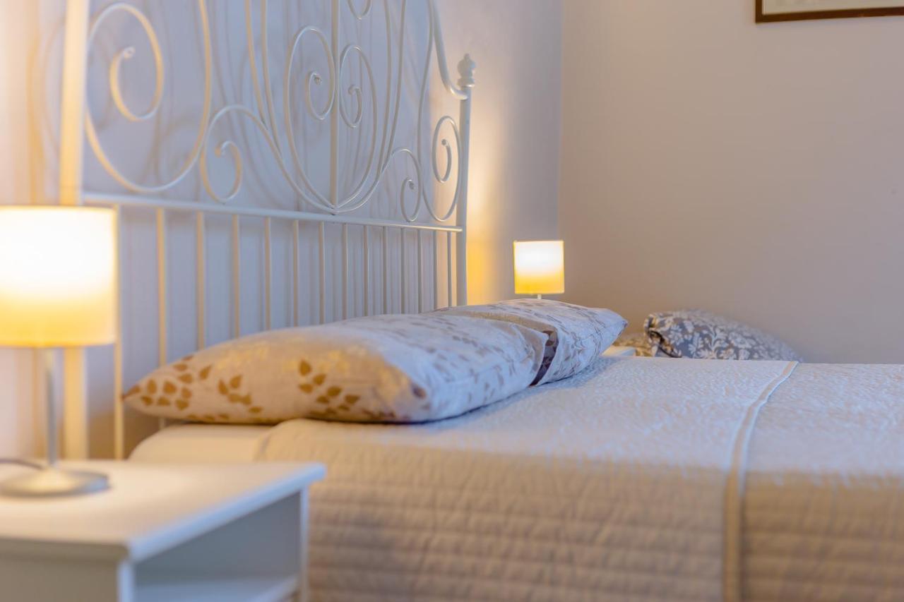 B&B Bernini Finale Ligure Buitenkant foto