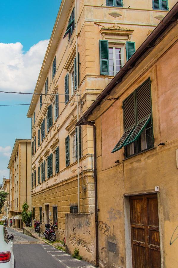 B&B Bernini Finale Ligure Buitenkant foto